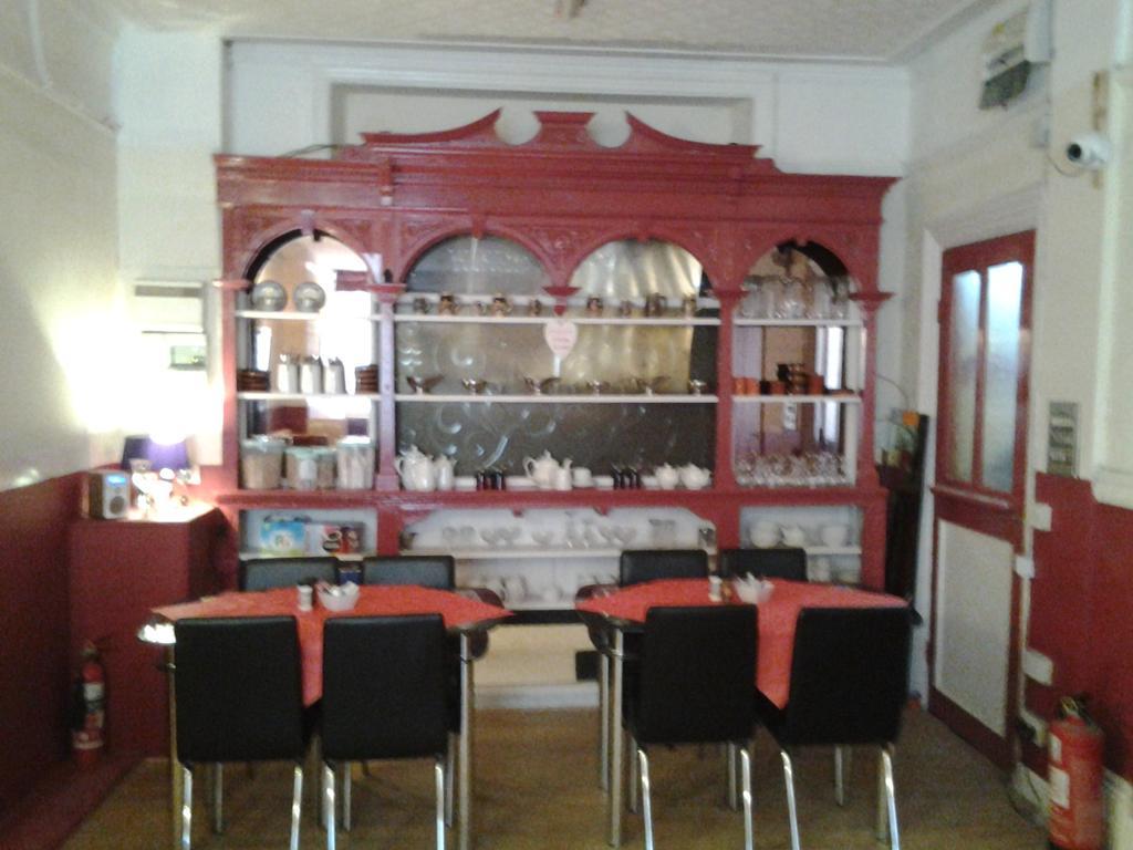 Tredegar Arms Budget Guesthouse For Walkers/Cyclists/Contractors/Traveler Мертір-Тідвіл Екстер'єр фото